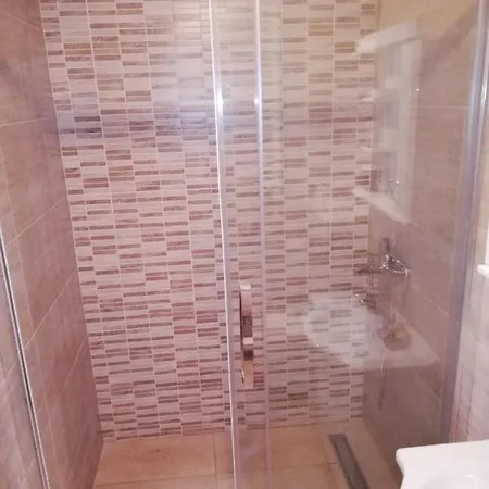 Iznad Oblaka A1 카파오닉